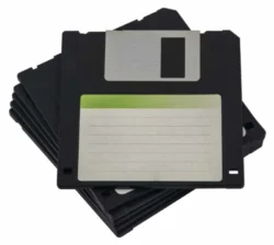 (1971-2005) Started by IBM in 1971, it revolutionized data storage and software distribution reaching its peak in 90s. However the widespread use ended in the early 2000s as higher-capacity CD-ROMs, DVDs, and USB drives became standard. It became obsolete around 2005. floppy